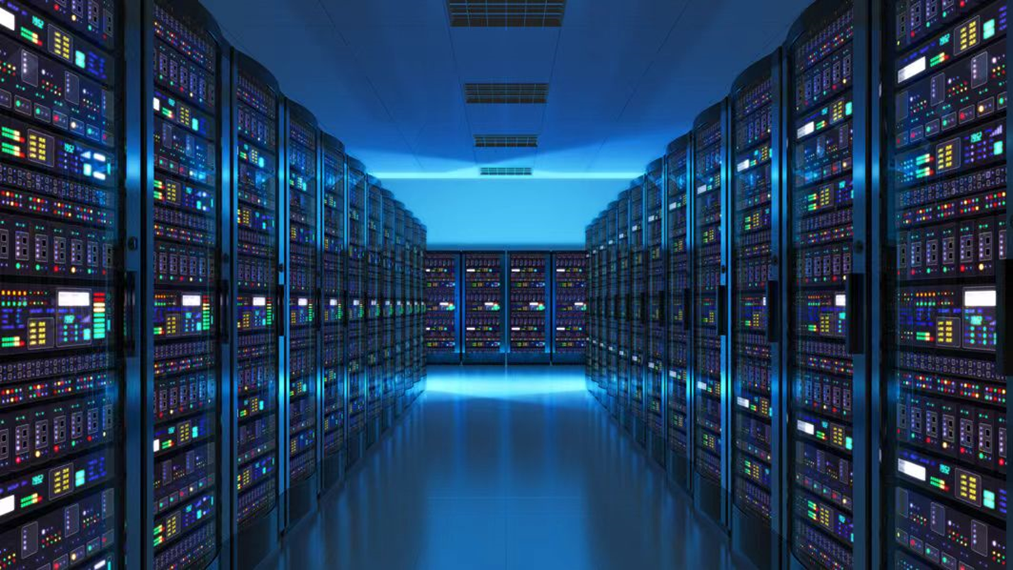 Achieving High Computing Power and Carbon Neutrality: The Challenge for Data Centers